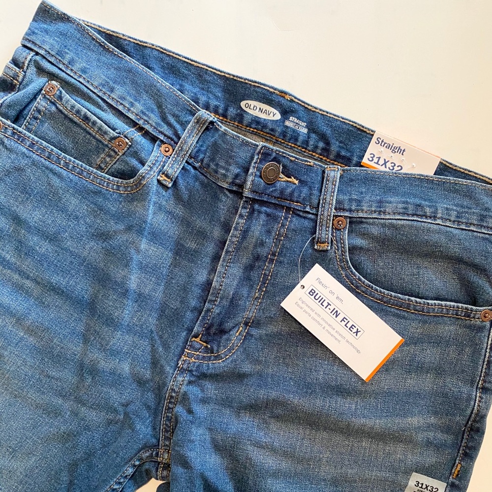 NWT Old Navy Straight Built-in Flex Jeans